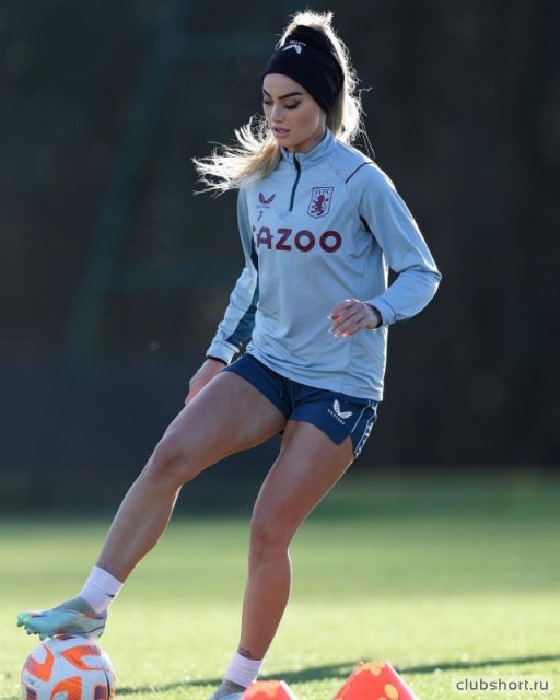 82653_alishalehmann7_323597027_920220632693027_846801044.jpg